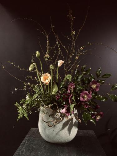 japanese style flower arrengement